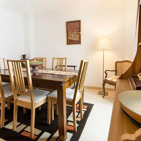 Gomes Freire Terrace カスカイス